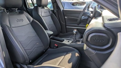 Jeep Avenger 1.2 turbo Altitude fwd 100cv (11)