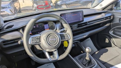 Jeep Avenger 1.2 turbo Altitude fwd 100cv (5)