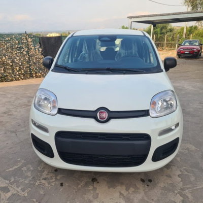 Fiat Pandina 1.0 firefly hybrid Icon s&s 65cv (2)