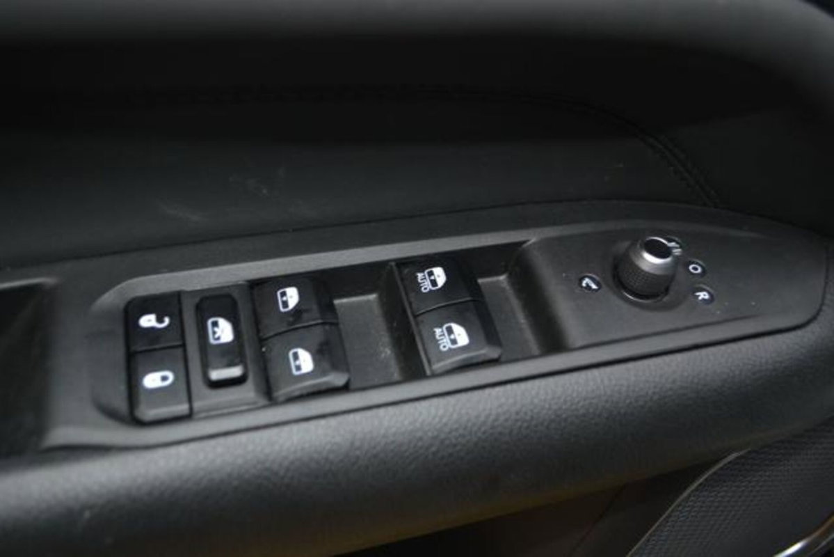 Jeep Compass 1.5 turbo t4 mhev Summit 2wd 130cv dct (11)