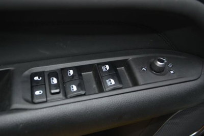 Jeep Compass 1.5 turbo t4 mhev Summit 2wd 130cv dct (11)