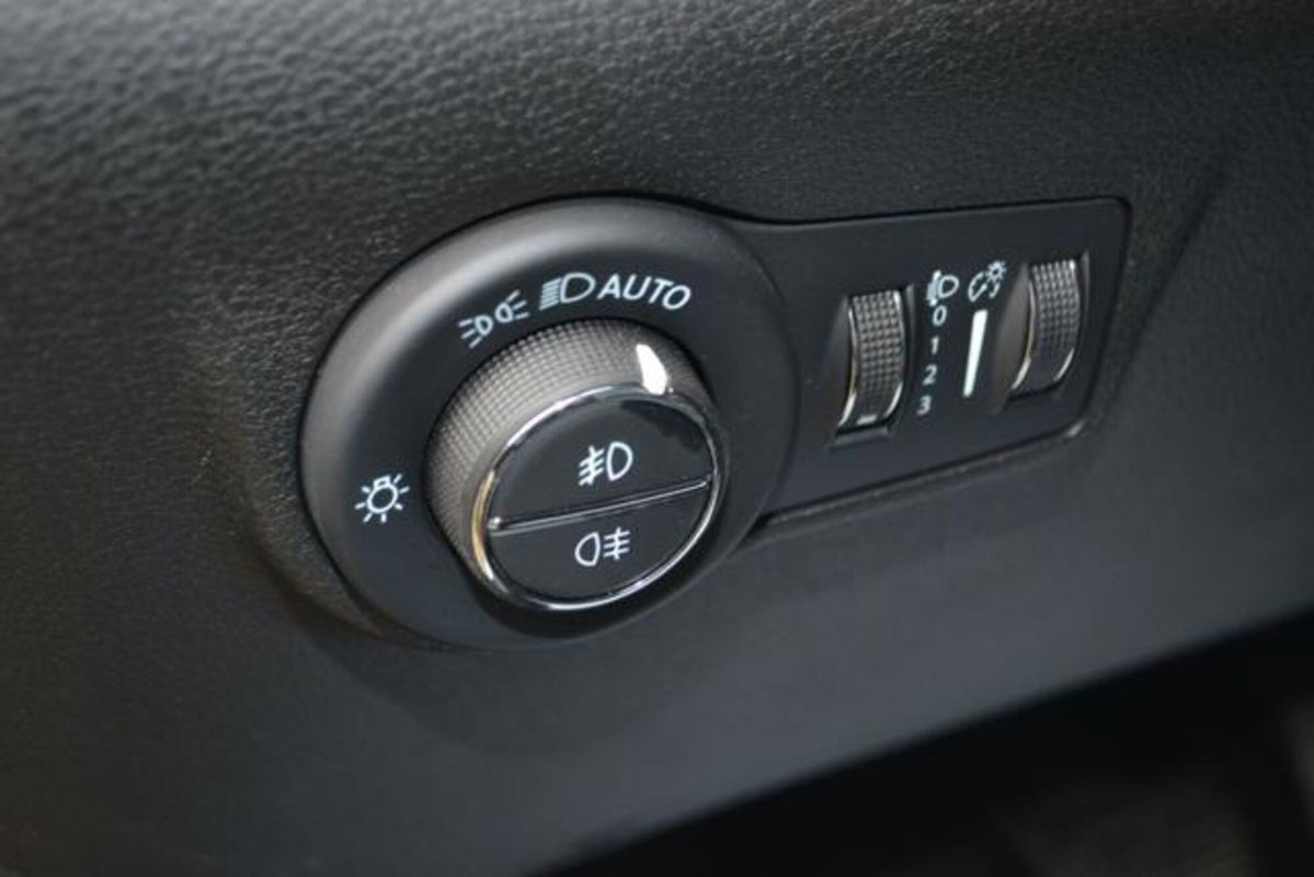 Jeep Compass 1.5 turbo t4 mhev Summit 2wd 130cv dct (12)