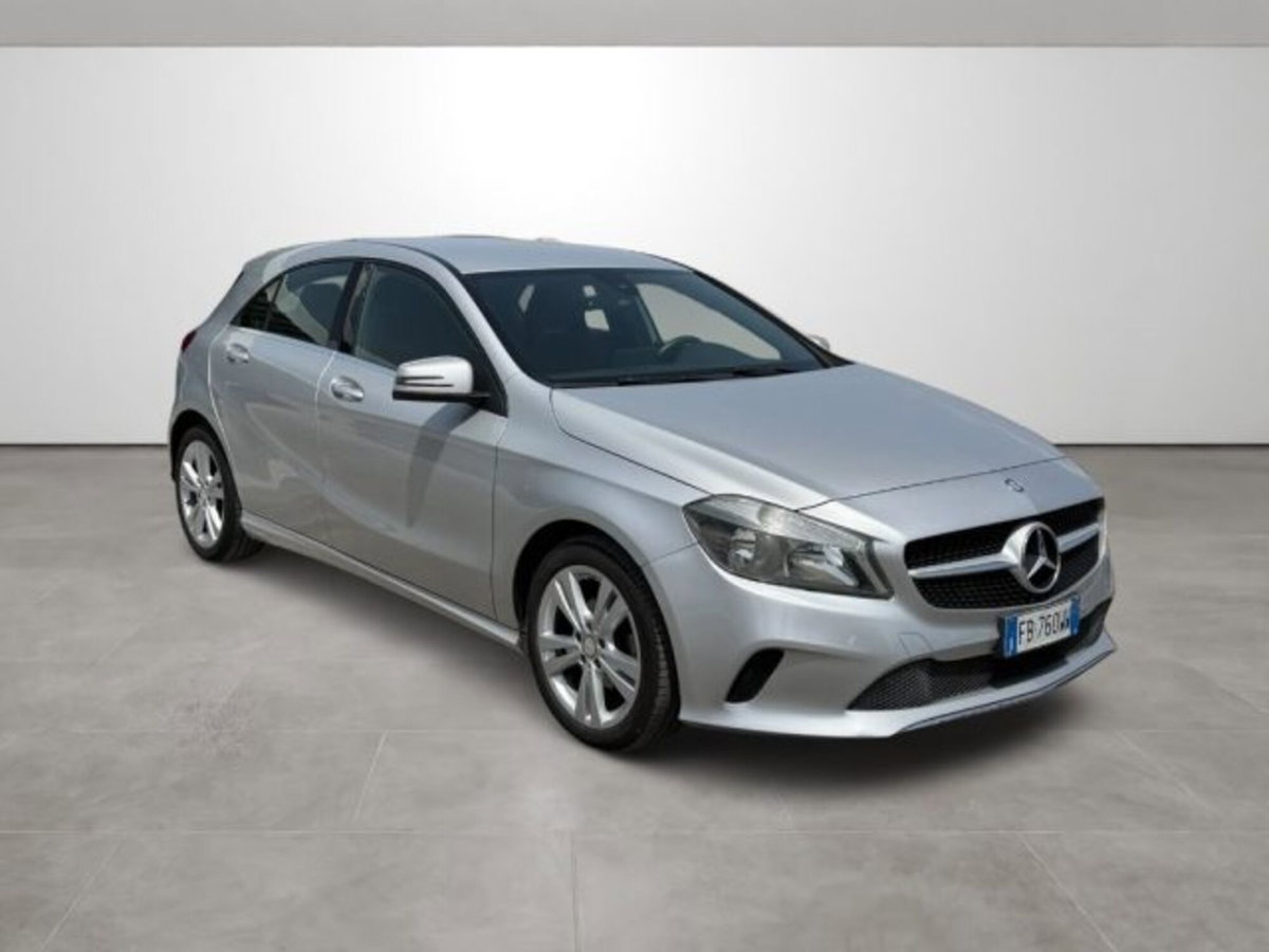 Mercedes-Benz Classe A 180 d Automatic Sport (3)