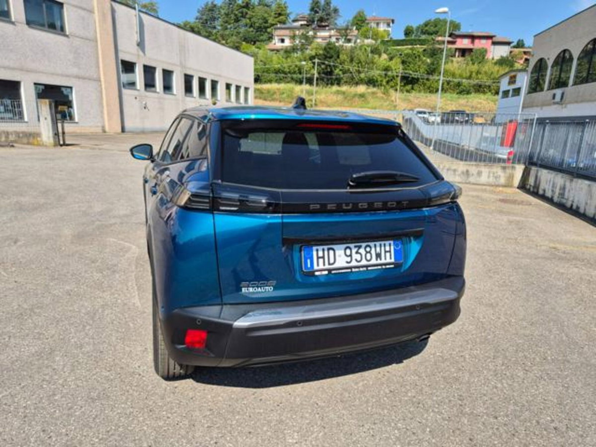 Peugeot 2008 PureTech 100 S&S Allure (8)