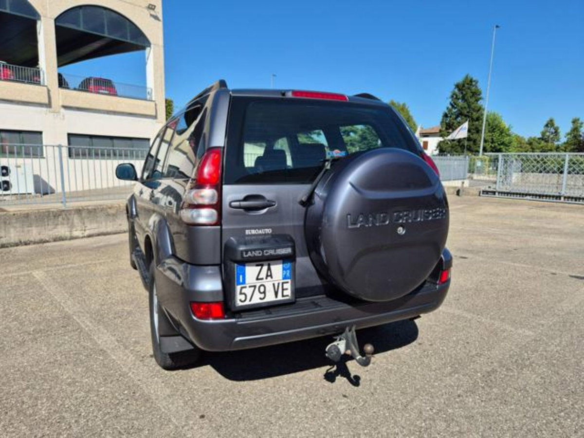 Toyota Land Cruiser D-4D 16V cat 5 porte Sol (8)