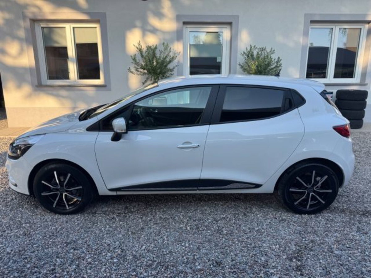 Renault Clio TCe 12V 75 CV 5 porte Generation (3)