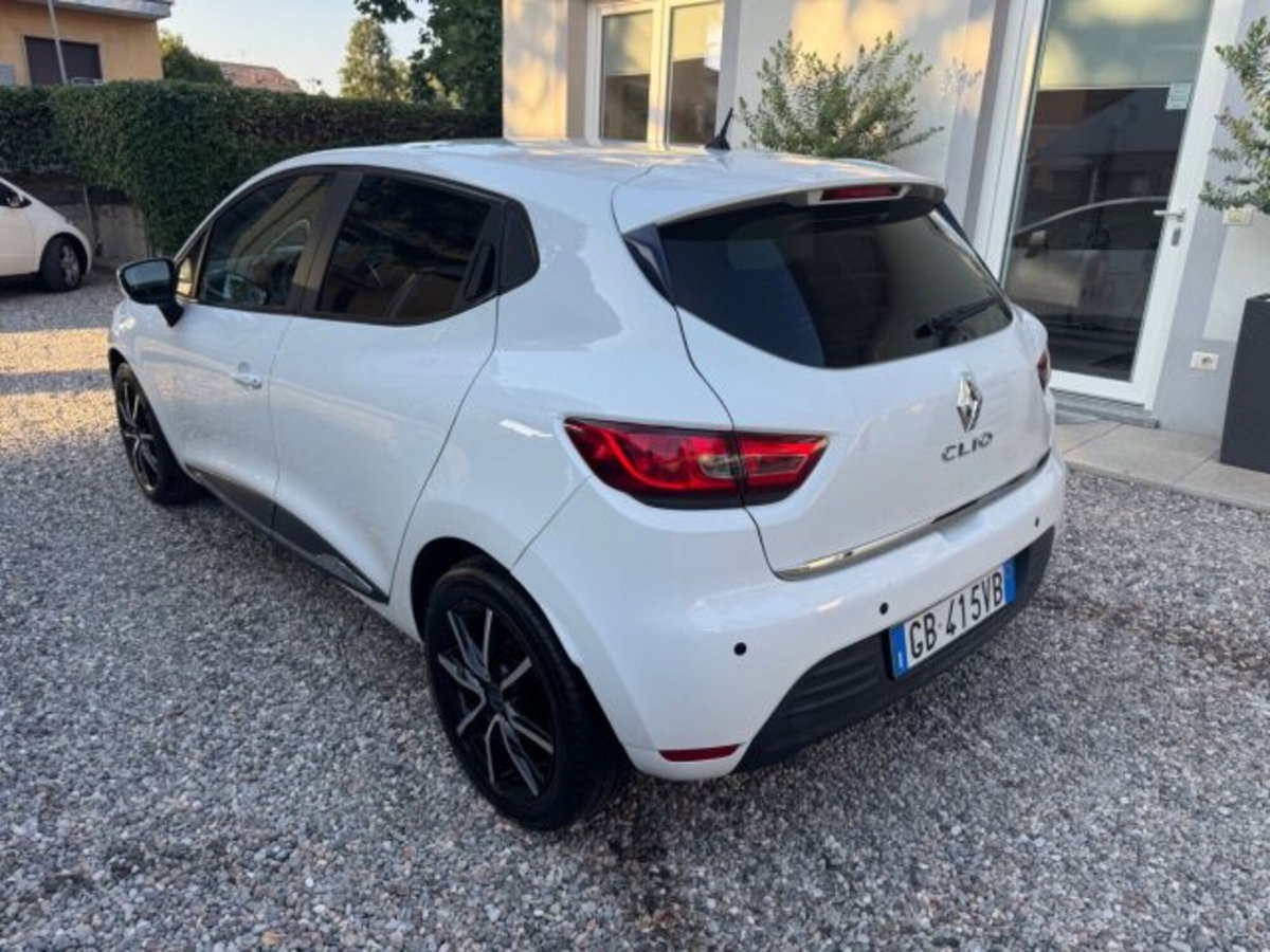 Renault Clio TCe 12V 75 CV 5 porte Generation (4)