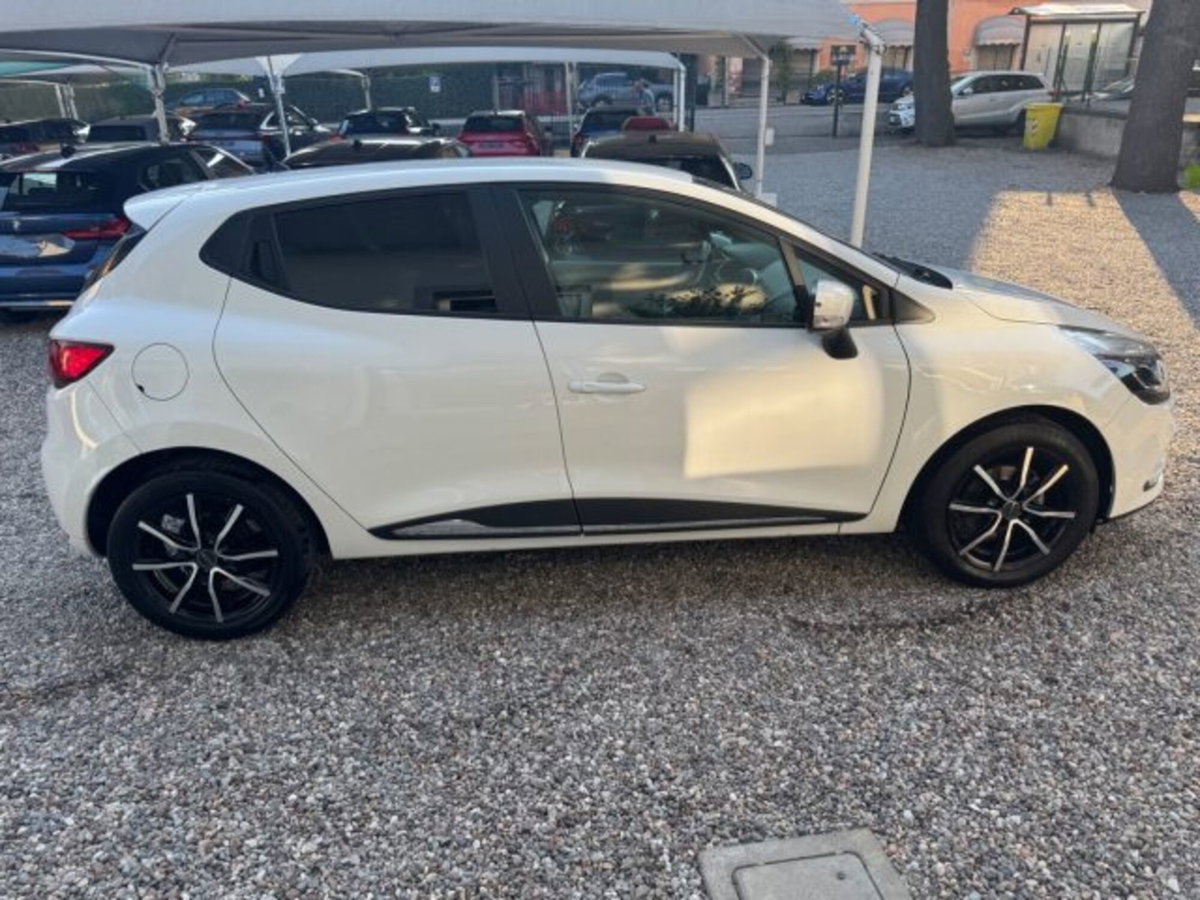 Renault Clio TCe 12V 75 CV 5 porte Generation (7)