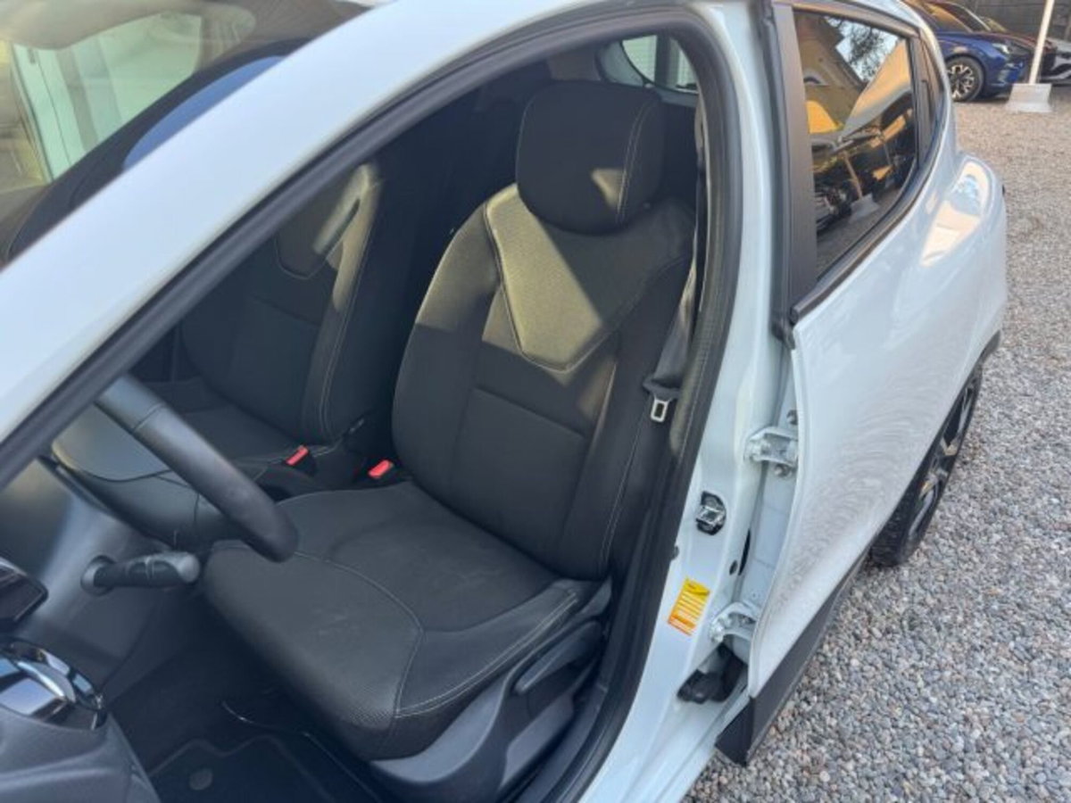 Renault Clio TCe 12V 75 CV 5 porte Generation (9)