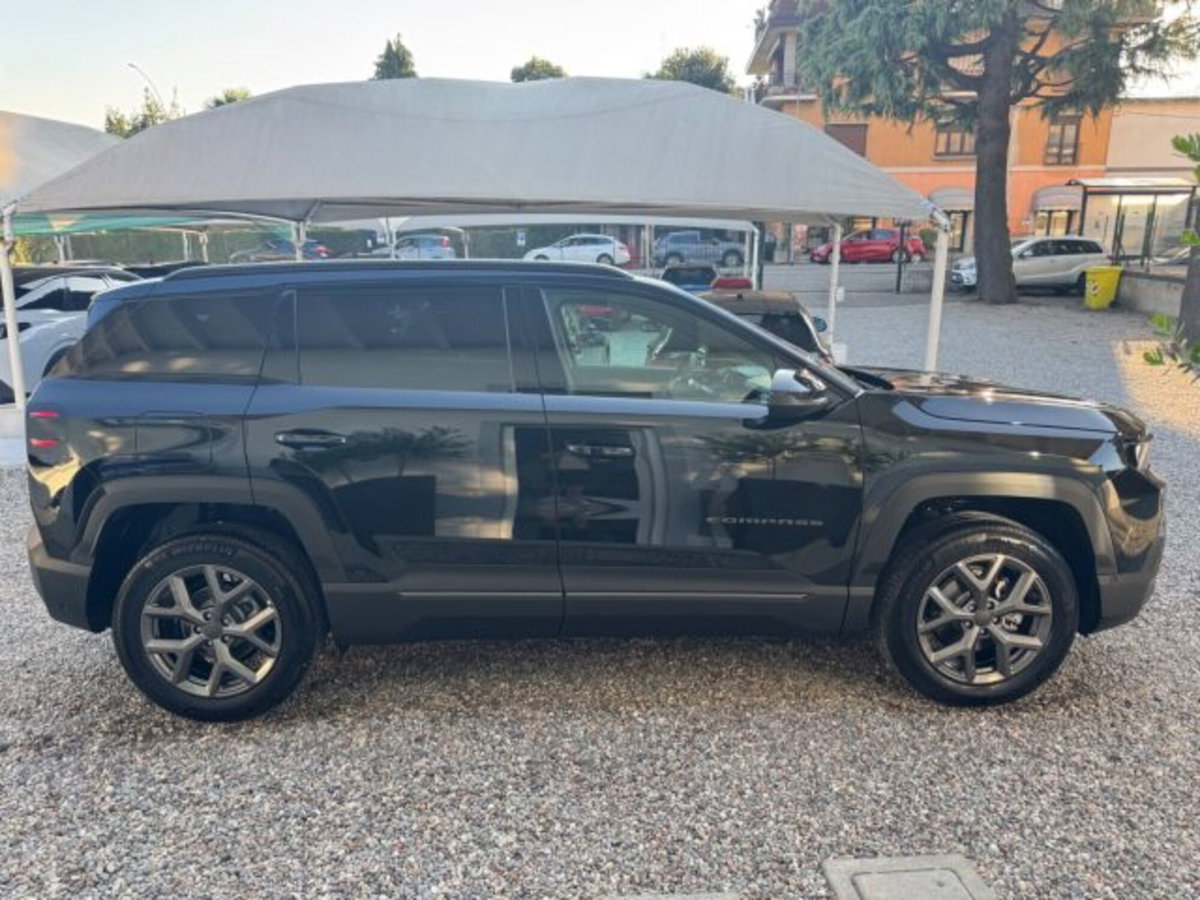 Jeep Compass 1.2 turbo 48V e-hybrid Summit fwd 145cv edct6 (10)