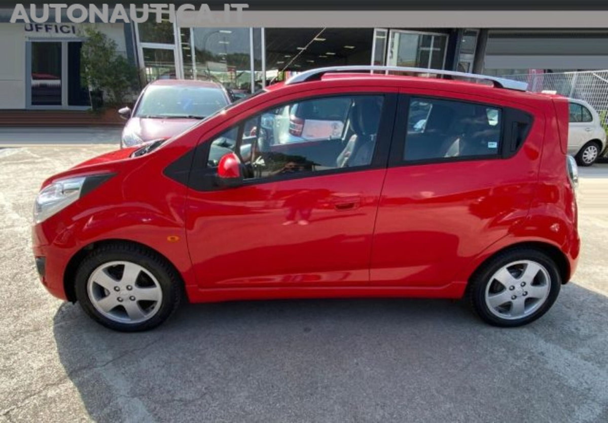 Chevrolet Spark 1.2 LT (2)