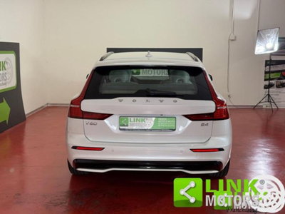 Volvo V60 B4 automatico Ultimate Dark (4)