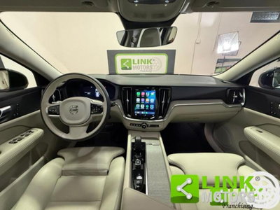 Volvo V60 B4 automatico Ultimate Dark (7)