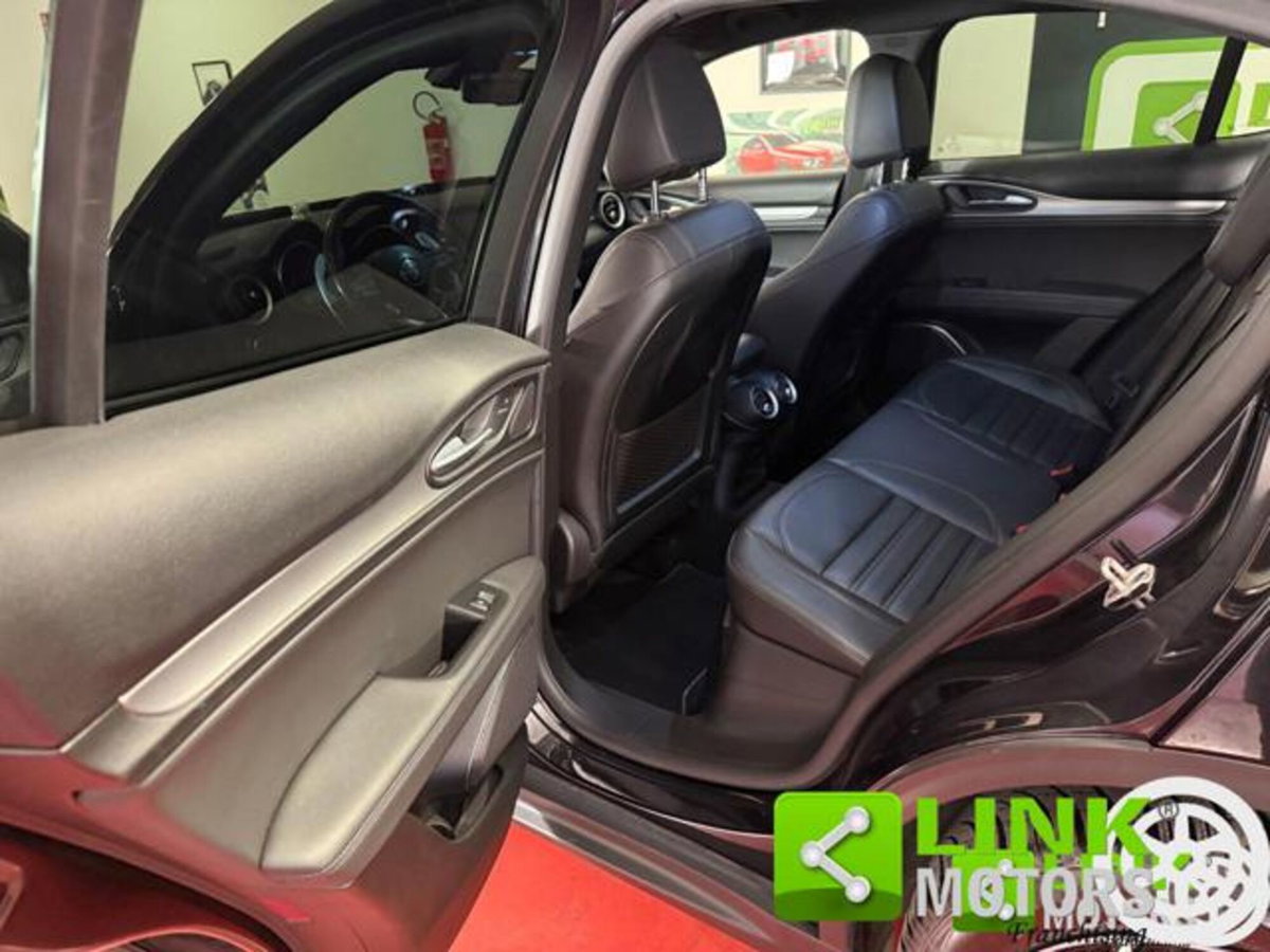 Alfa Romeo Stelvio Stelvio 2.2 Turbodiesel 160 CV AT8 RWD Sprint (20)