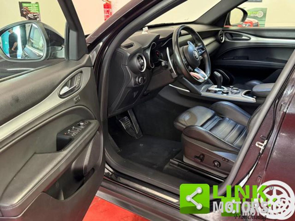 Alfa Romeo Stelvio Stelvio 2.2 Turbodiesel 160 CV AT8 RWD Sprint (9)