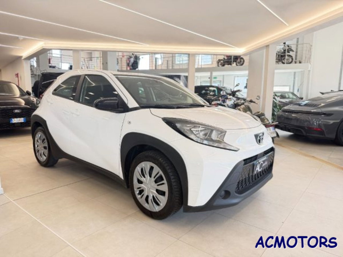 Toyota Aygo X 1.0 VVT-i 72 CV 5p. Undercover S-CVT (5)
