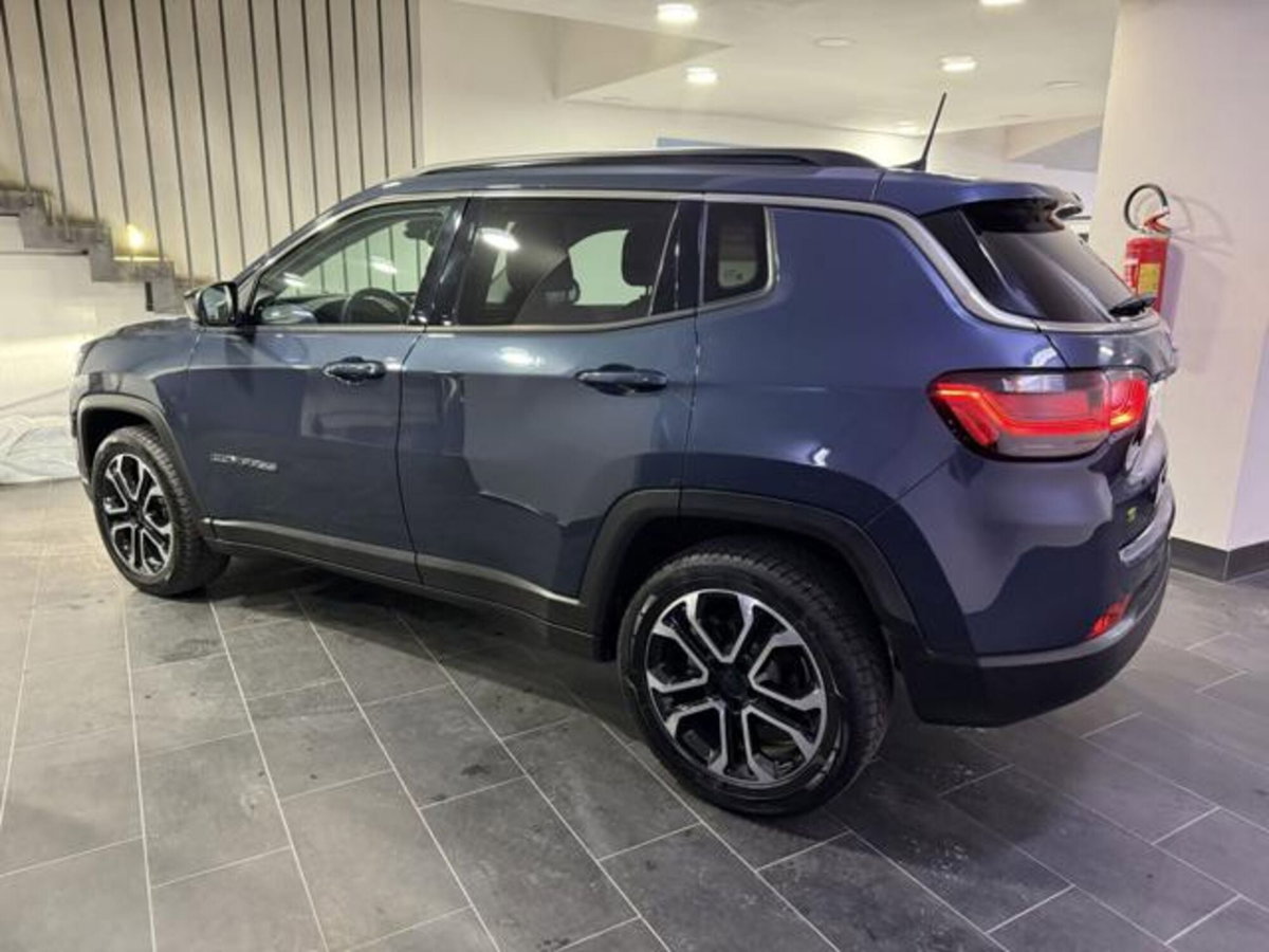 Jeep Compass 1.5 Turbo T4 130CV MHEV 2WD Limited (8)