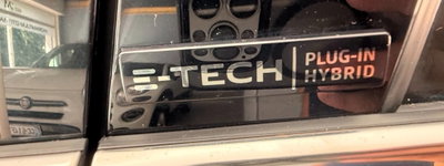 Renault Captur Plug-in Hybrid E-Tech 160 CV Initiale Paris (18)