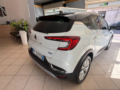 Renault Captur Plug-in Hybrid E-Tech 160 CV Initiale Paris (20)