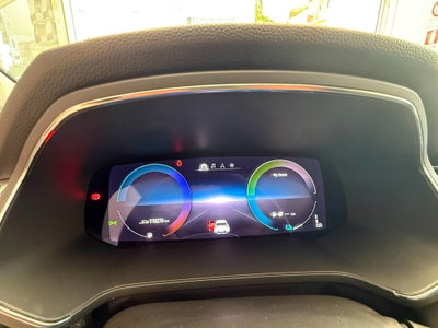 Renault Captur Plug-in Hybrid E-Tech 160 CV Initiale Paris (6)