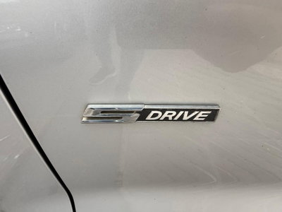 BMW X3 sDrive18d Futura (10)
