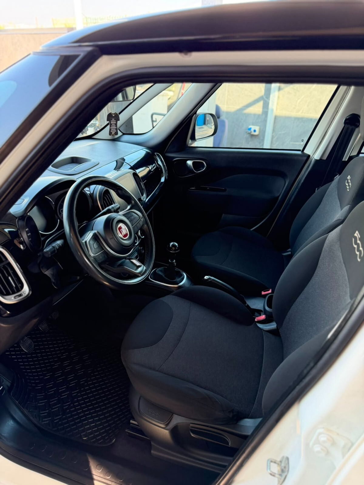 Fiat 500L 1.4 95 CV Cross (9)