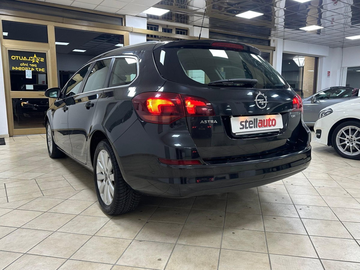 Opel Astra Station Wagon 1.7 CDTI 110CV Sports Cosmo (7)