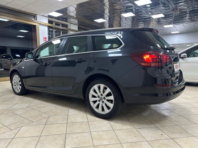 Opel Astra Station Wagon 1.7 CDTI 110CV Sports Cosmo (8)