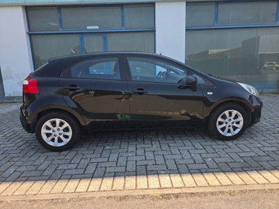 Kia Rio 1.1 CRDi 5p. Active (5)