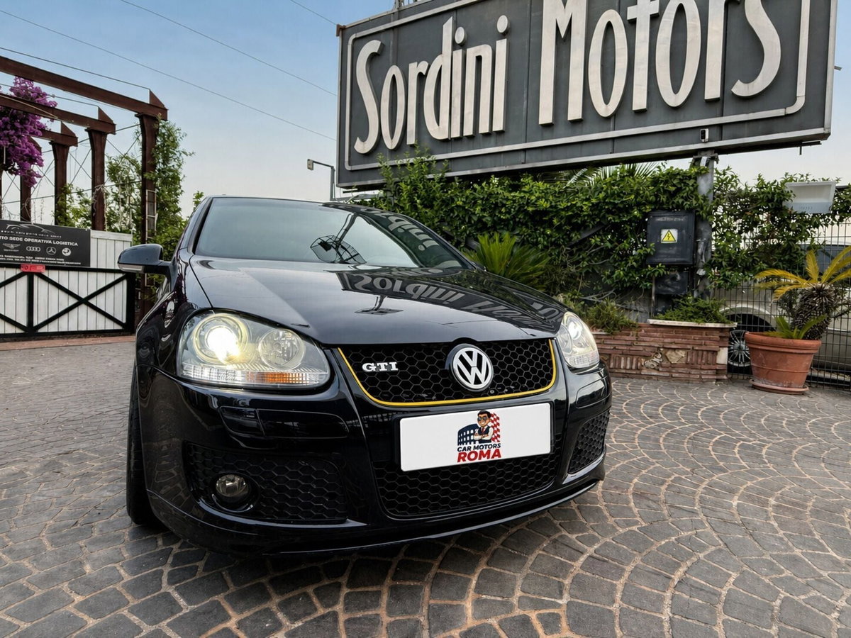 Volkswagen Golf 2.0 16V TFSI 3p. DSG GTI Edition 30 (2)