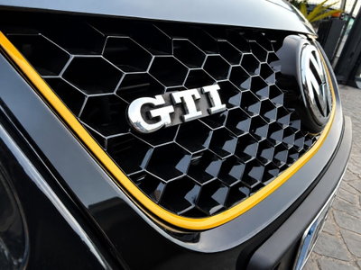 Volkswagen Golf 2.0 16V TFSI 3p. DSG GTI Edition 30 (3)