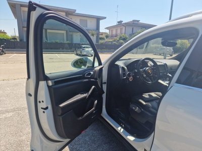 Porsche Cayenne 3.0 Diesel (14)