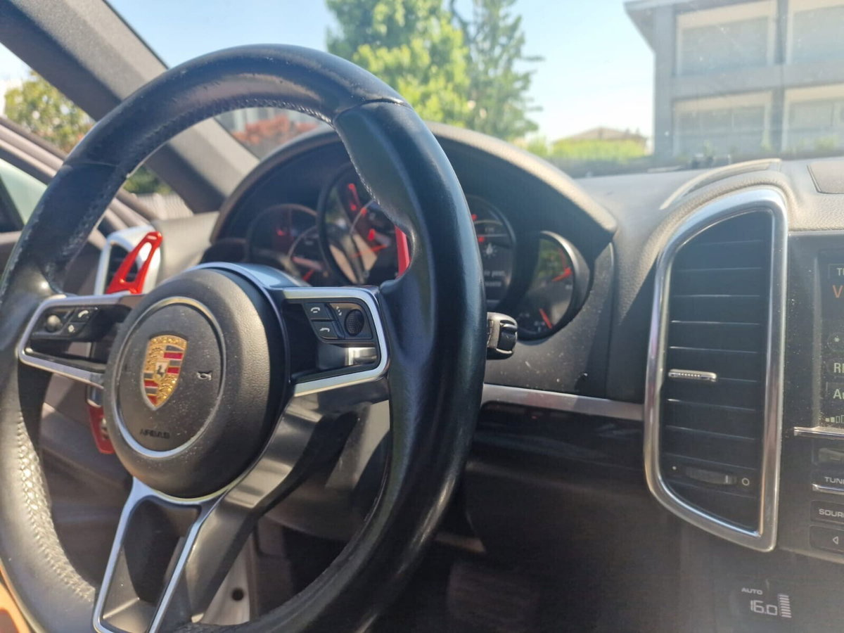 Porsche Cayenne 3.0 Diesel (16)