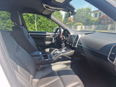 Porsche Cayenne 3.0 Diesel (17)