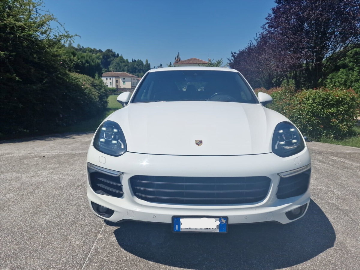 Porsche Cayenne 3.0 Diesel (3)