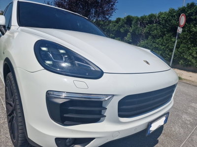 Porsche Cayenne 3.0 Diesel (9)