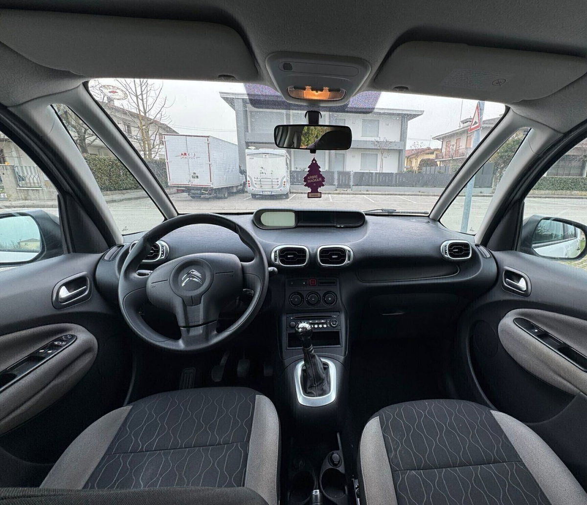 Citroen C3 Picasso 1.6 HDi 90 Exclusive (14)