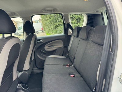 Citroen C3 Picasso 1.6 HDi 90 Exclusive (17)