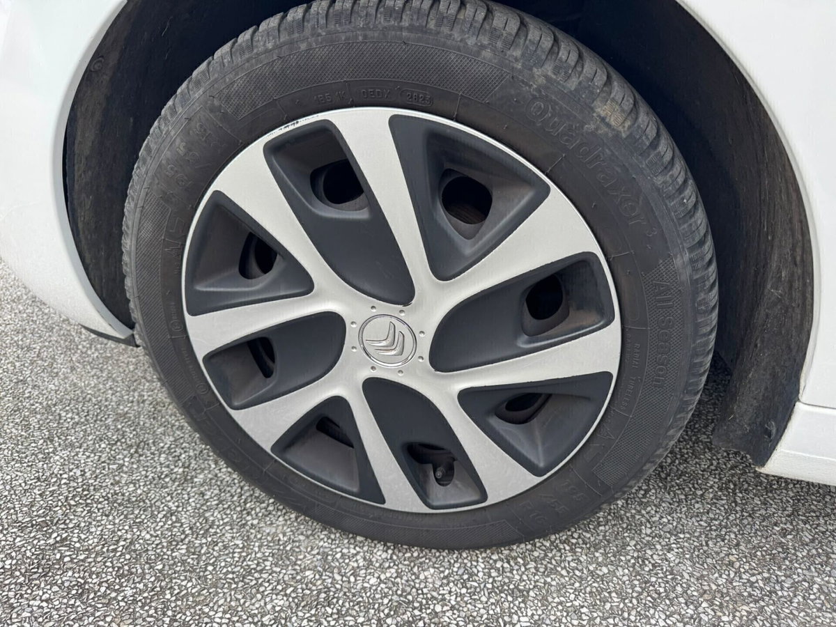 Citroen C3 Picasso 1.6 HDi 90 Exclusive (20)