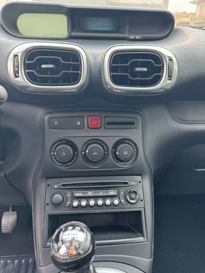 Citroen C3 Picasso 1.6 HDi 90 Exclusive (9)