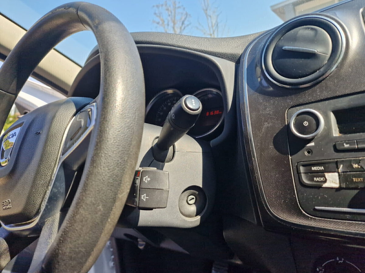Dacia Sandero Stepway 1.5 Blue dCi 95CV 15th Anniversary (17)