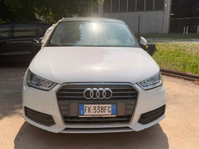 Audi A1 Sportback 1.6 TDI 116 CV S tronic Admired (3)