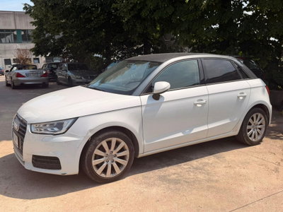Audi A1 Sportback 1.6 TDI 116 CV S tronic Admired (5)