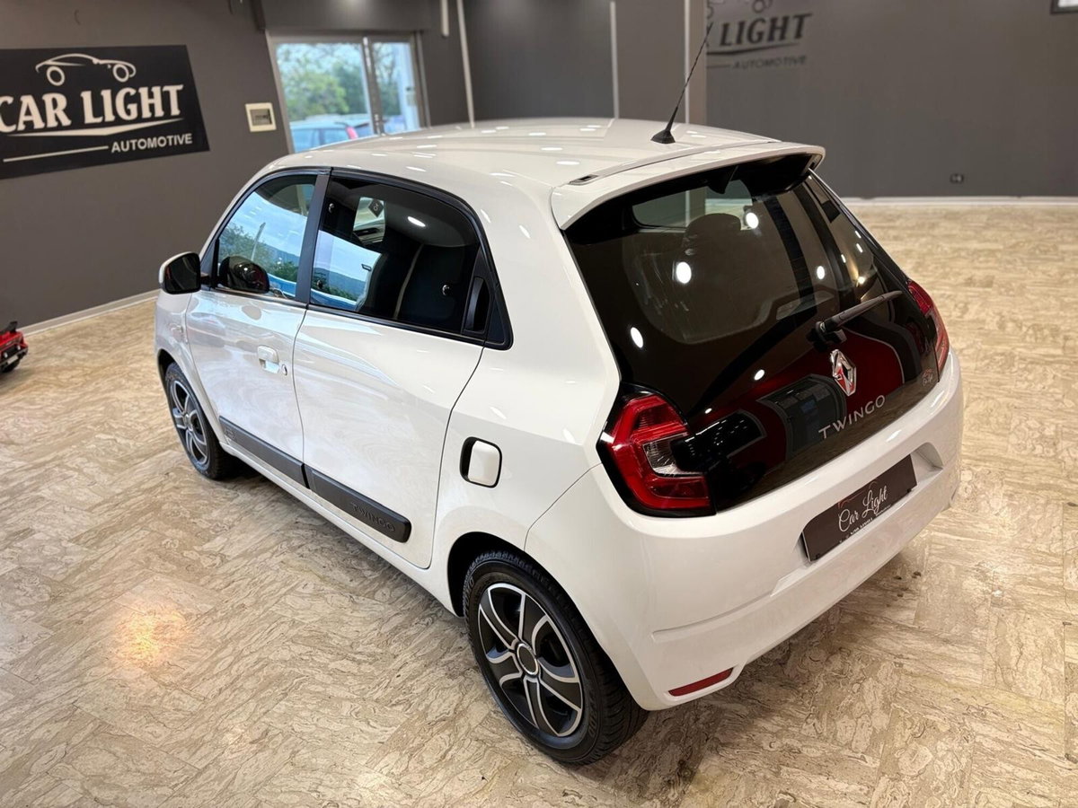 Renault Twingo SCe 65 CV Intens (13)