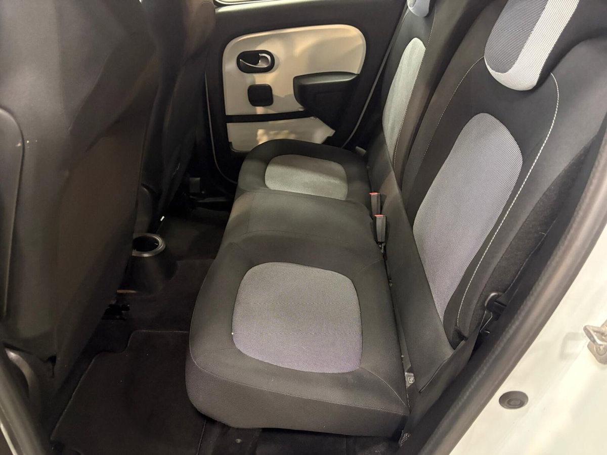 Renault Twingo SCe 65 CV Intens (7)
