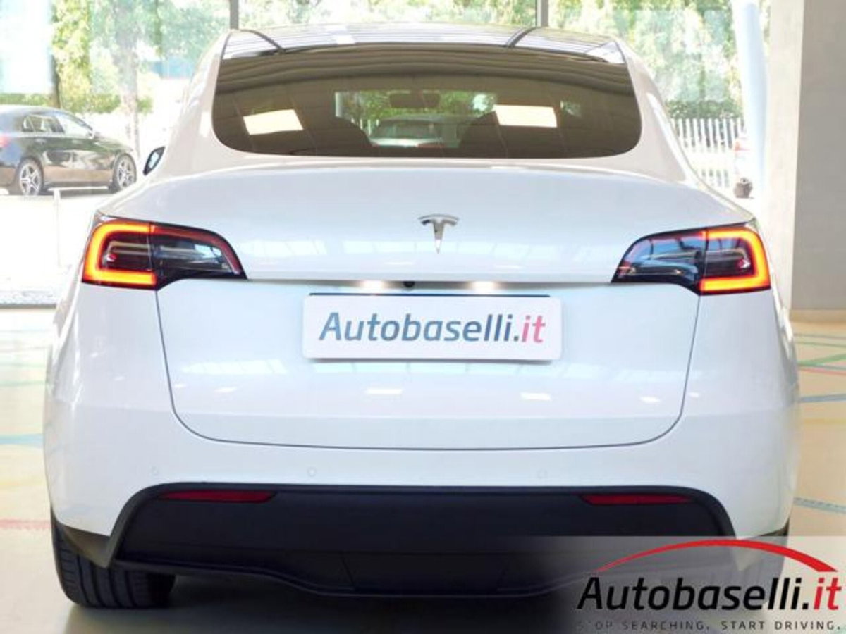 Tesla Model Y Long Range Dual Motor awd (11)