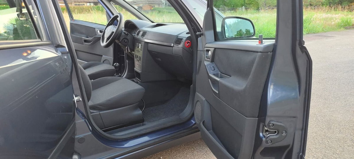 Opel Meriva 1.4 16V GPL-TECH Enjoy (10)