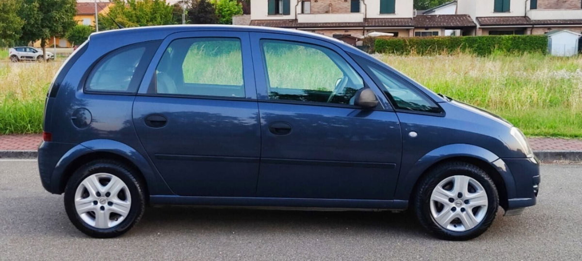 Opel Meriva 1.4 16V GPL-TECH Enjoy (15)
