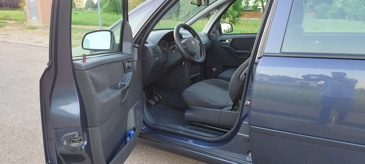 Opel Meriva 1.4 16V GPL-TECH Enjoy (7)