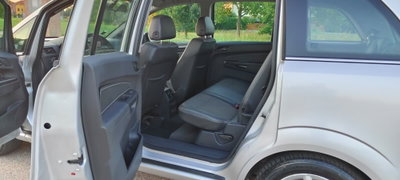 Opel Zafira 1.9 CDTI 120CV Cosmo (6)